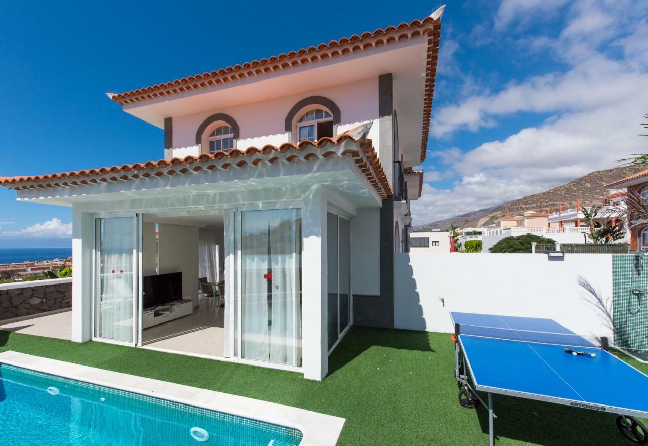 Luxury White Villa With Sea View, Heated Pool Costa Adeje  Εξωτερικό φωτογραφία
