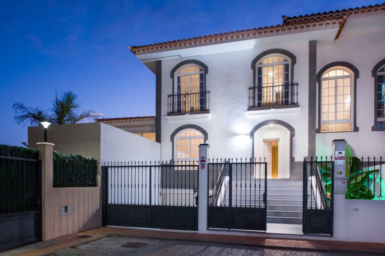 Luxury White Villa With Sea View, Heated Pool Costa Adeje  Εξωτερικό φωτογραφία