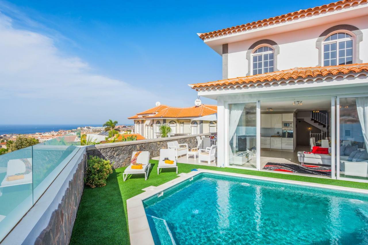 Luxury White Villa With Sea View, Heated Pool Costa Adeje  Εξωτερικό φωτογραφία