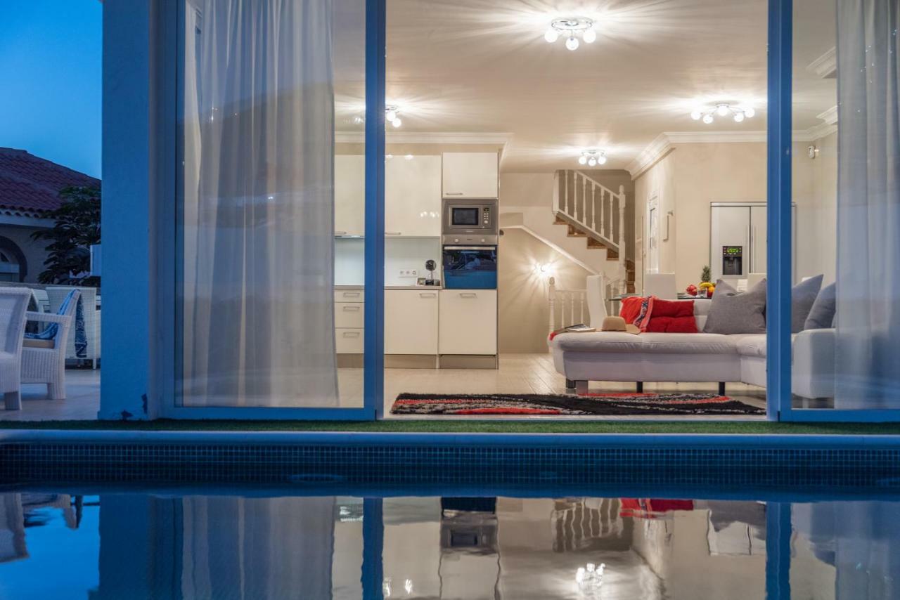 Luxury White Villa With Sea View, Heated Pool Costa Adeje  Εξωτερικό φωτογραφία