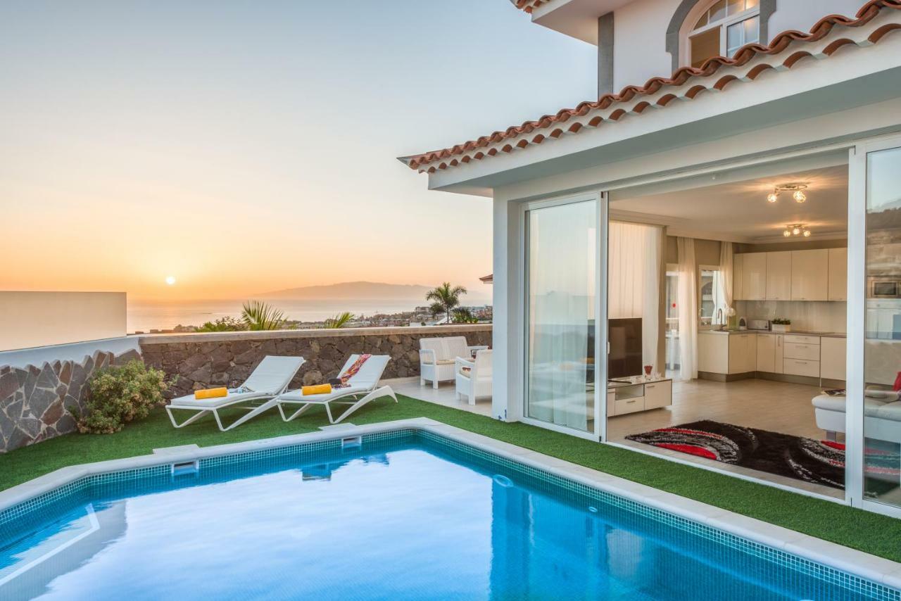 Luxury White Villa With Sea View, Heated Pool Costa Adeje  Εξωτερικό φωτογραφία