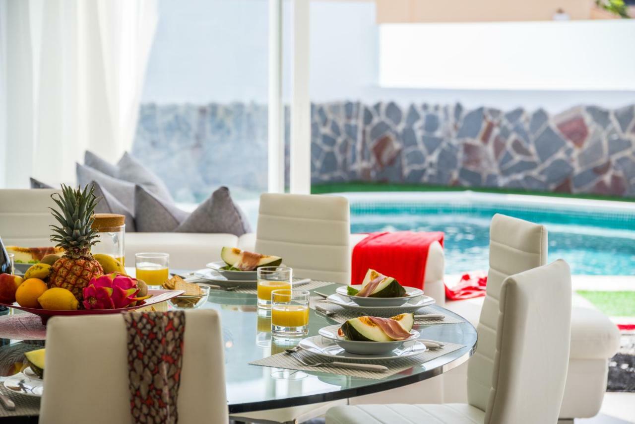 Luxury White Villa With Sea View, Heated Pool Costa Adeje  Εξωτερικό φωτογραφία